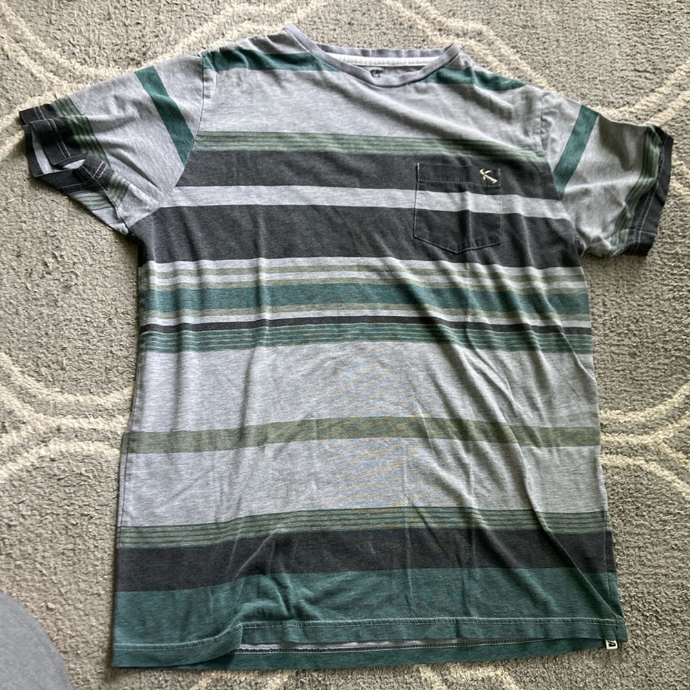 Lost at Sea Mens Medium T-shirt with pocket